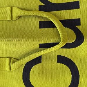 Curves Knit Tote (Lemongrass)